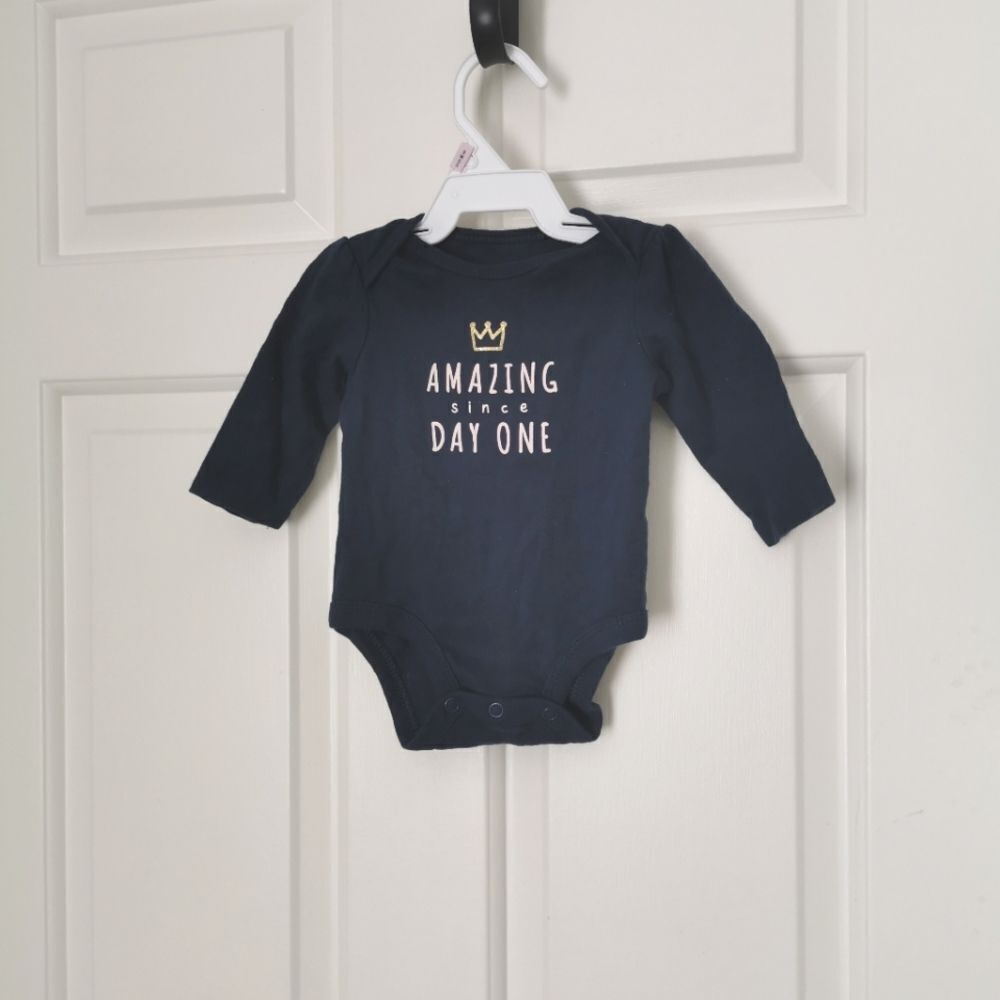 3/$12 Carter's long sleeve onesie size 3 m